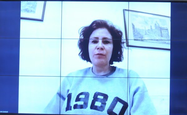 Carla Zambelli renúncia cargo de deputada federal