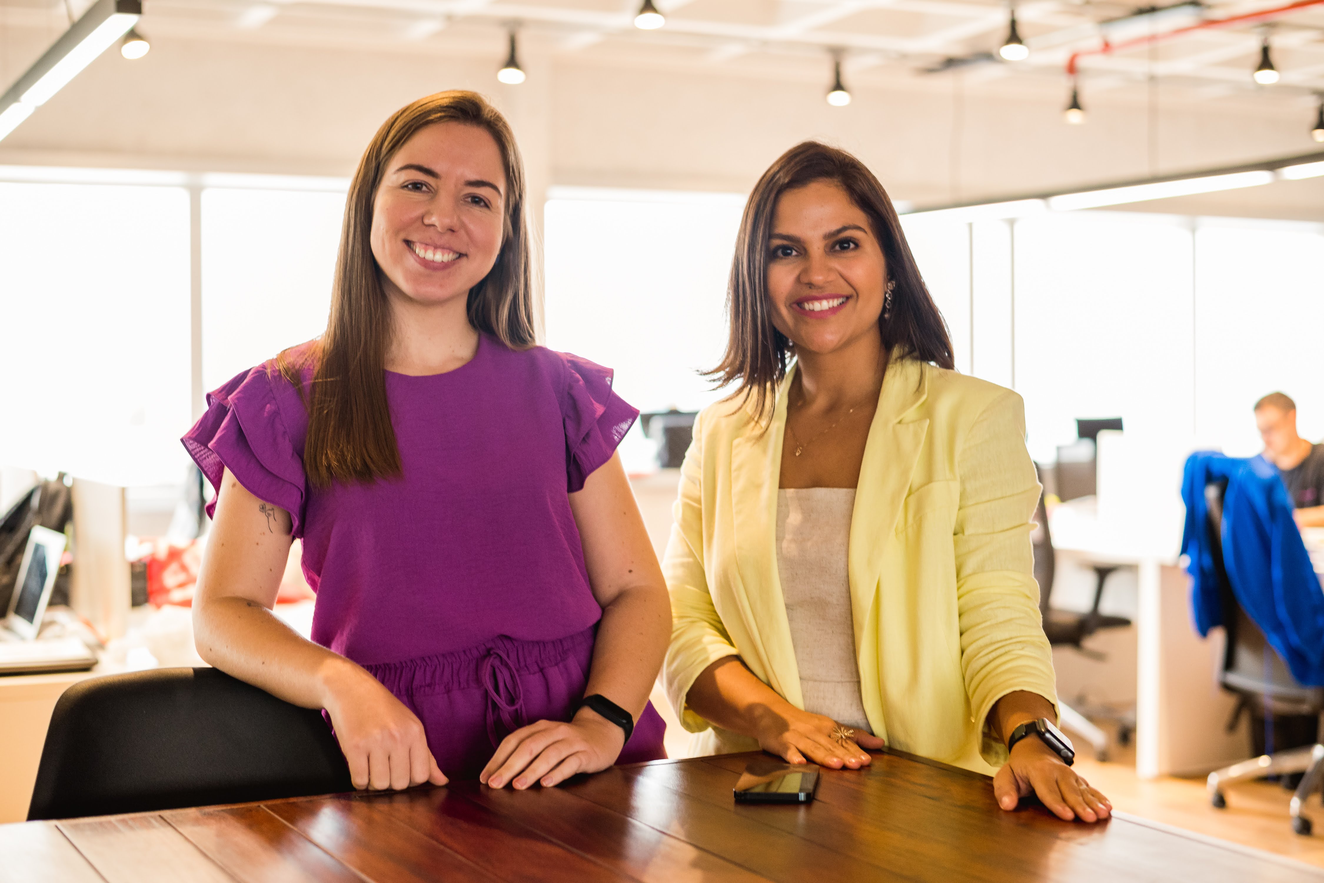 Singulari apresenta live ‘Mulheres na Liderança’, com Luciana Minev e Suelen Scop