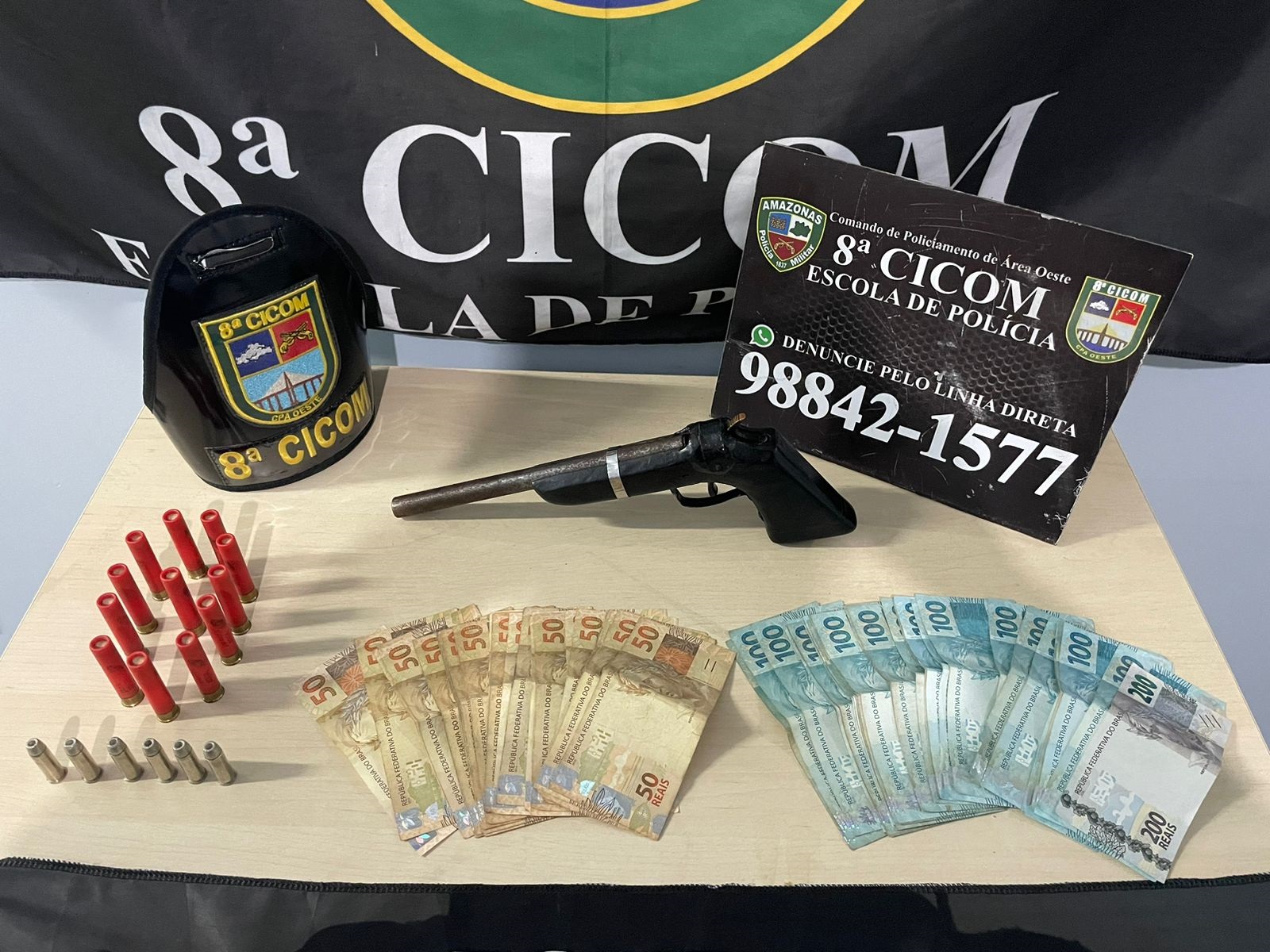 Motorista é preso com arma de fogo após briga de trânsito em Manaus