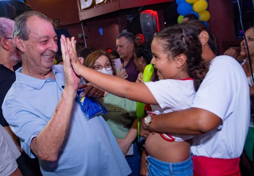 Omar Aziz propõe retomada do Jovem Cidadão e Galera Nota 10 em apoio à juventude