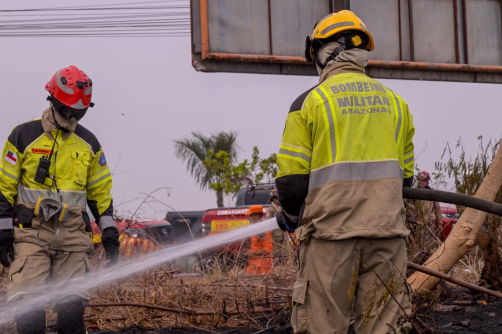 Amazonas decreta emergência por estiagem e prevê impacto para 648 mil pessoas