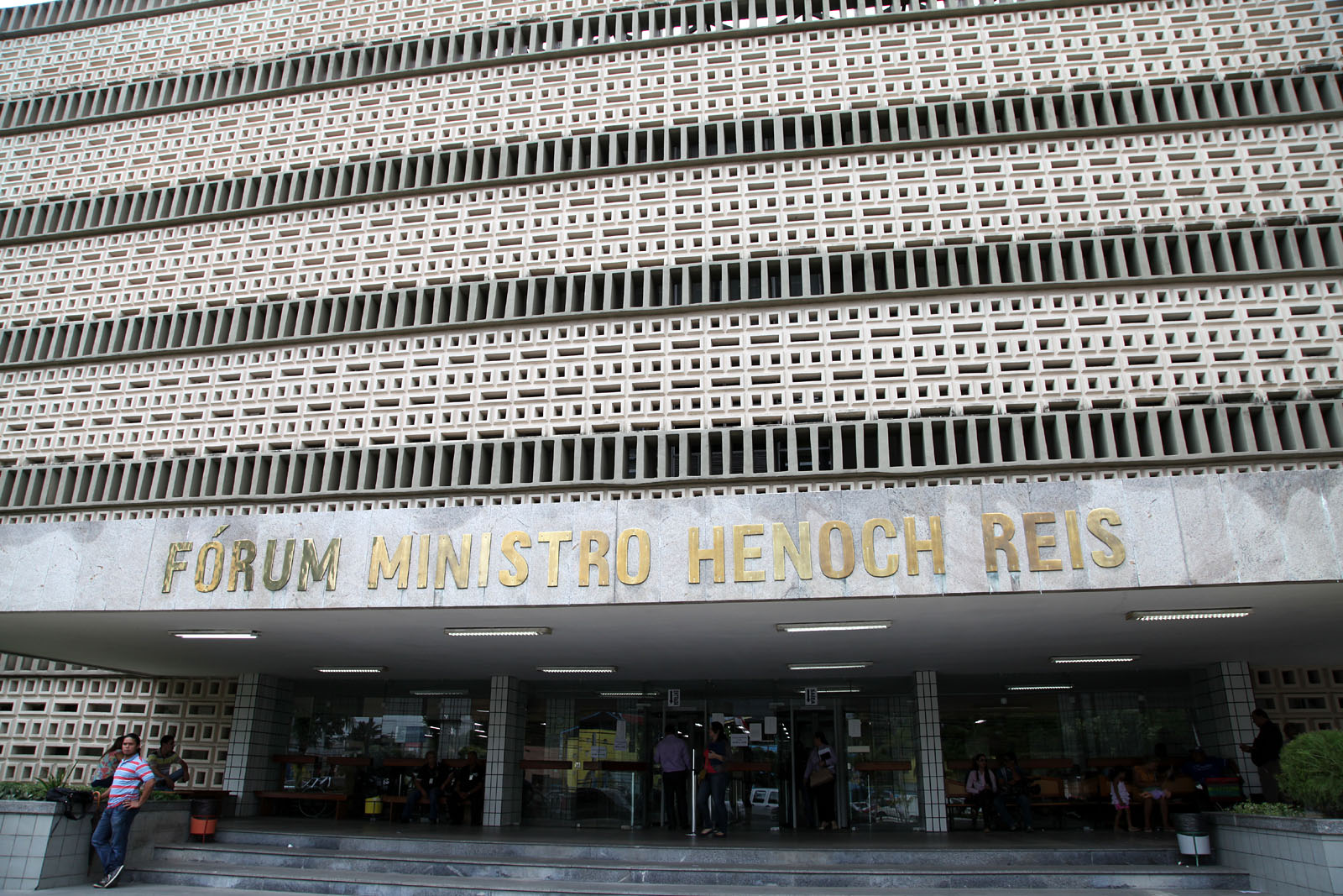 Tribunal do Júri absolve réu acusado de homicídio que teria sido cometido por irmão gêmeo