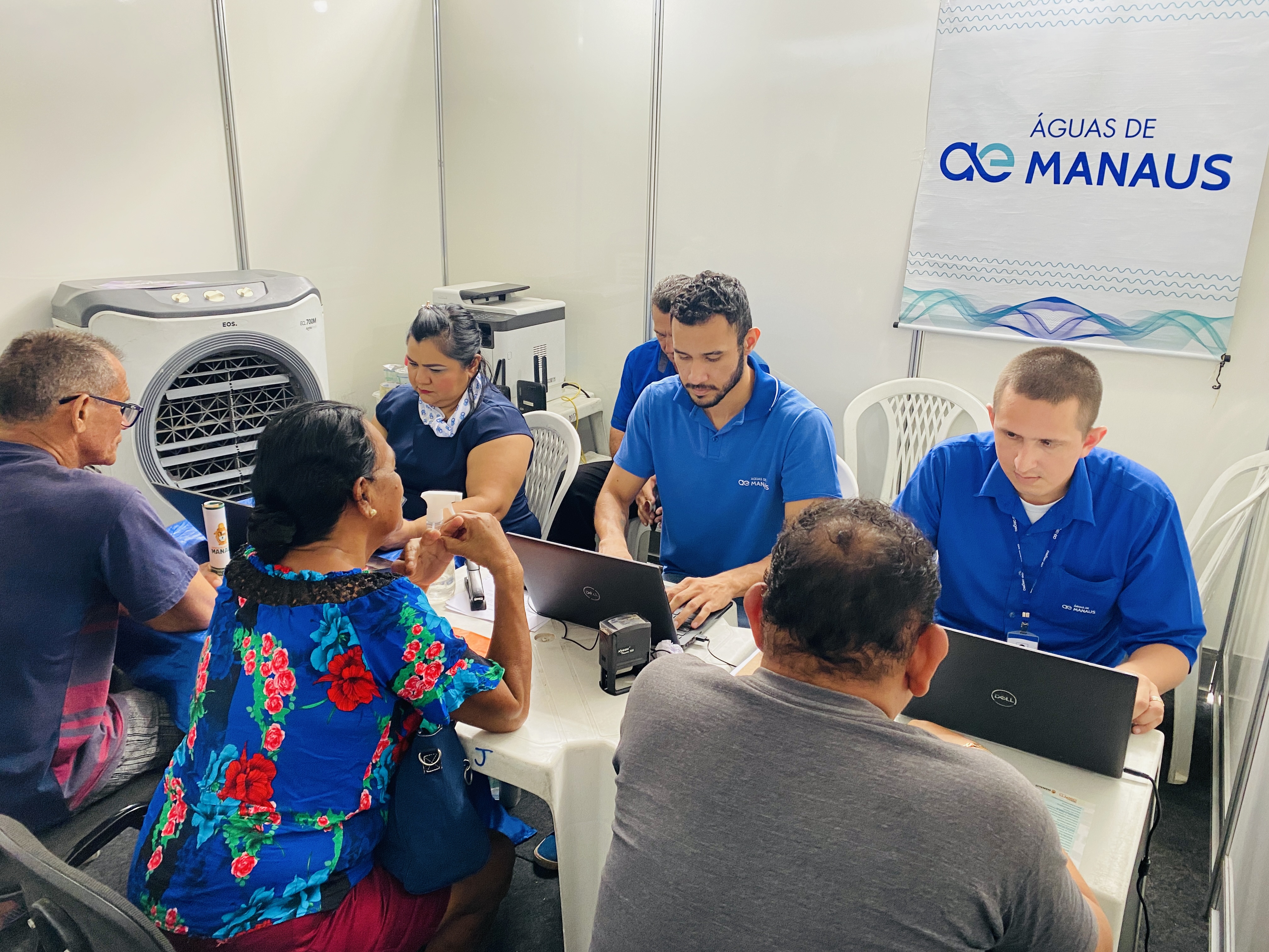 Águas de Manaus oferece atendimento à população na zona Sul, em parceria com a CMM