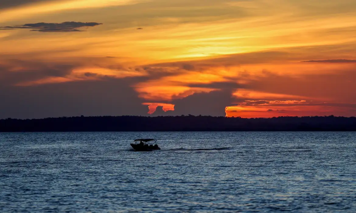 Lula diz que não quer luxo e que ficará em barco durante a COP30