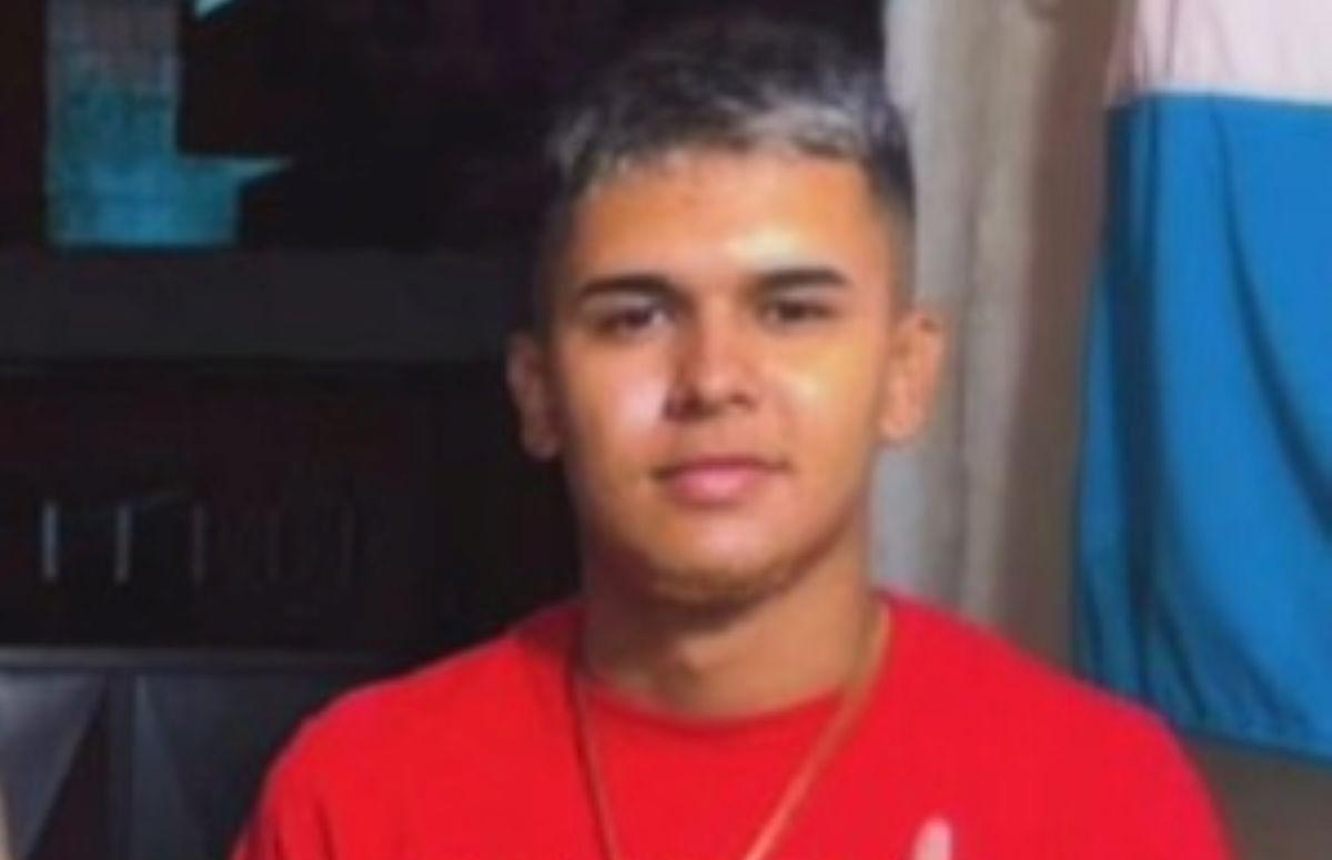 Cenas fortes: Jovem morre ao ser baleado em abordagem policial no Alvorada