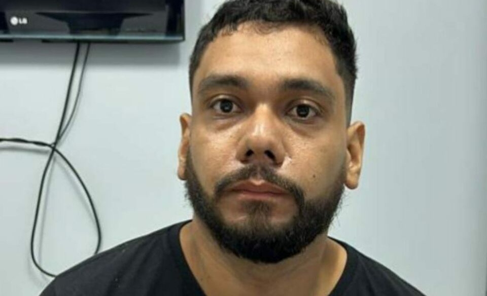 Vídeo: suspeito de matar investigador morre em confronto com a polícia no AM