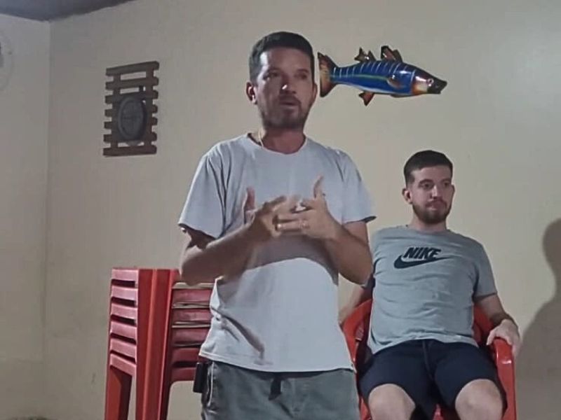 Pai e filho são mortos a tiros em casa durante a madrugada em Manaus