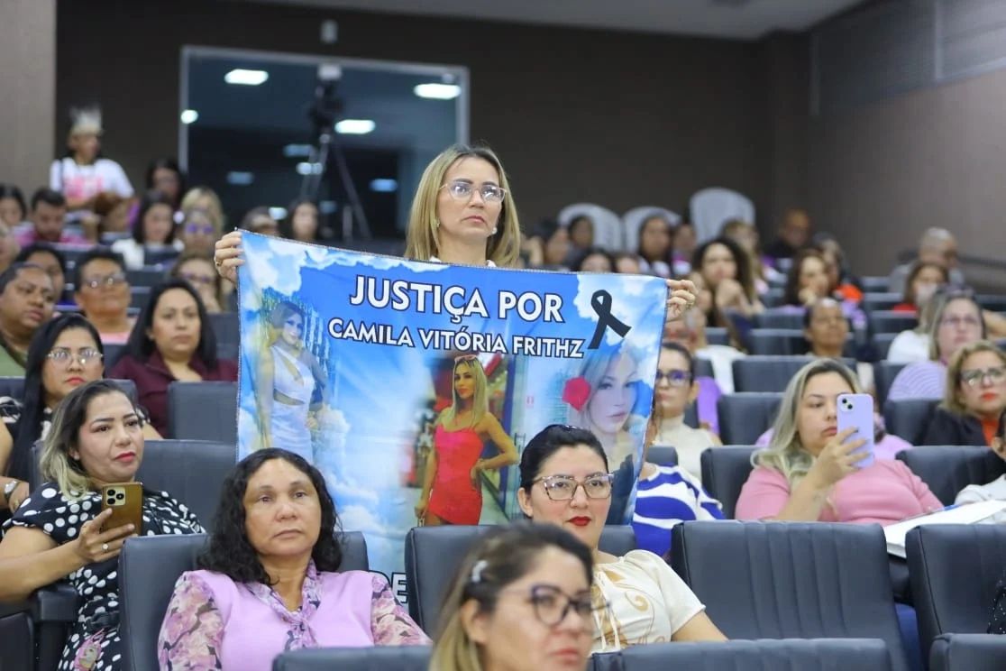 Julgamento de policial acusado de matar Camila Fritz é adiado em Manaus