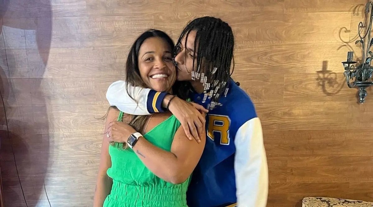 Rapper Oruam, a mãe e o irmão são procurados em operação contra o CV