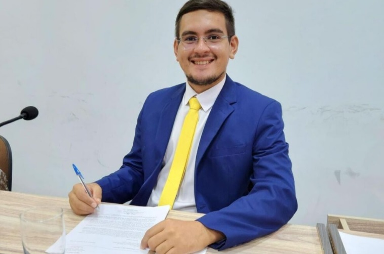 Vereador morre em Manaus após acidente de moto na estrada