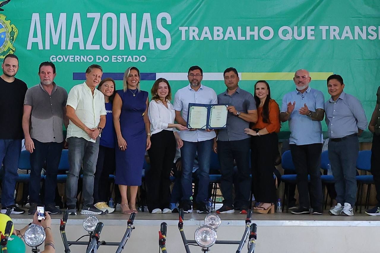 Lábrea recebe primeiro documento de registro da área urbana após 140 anos