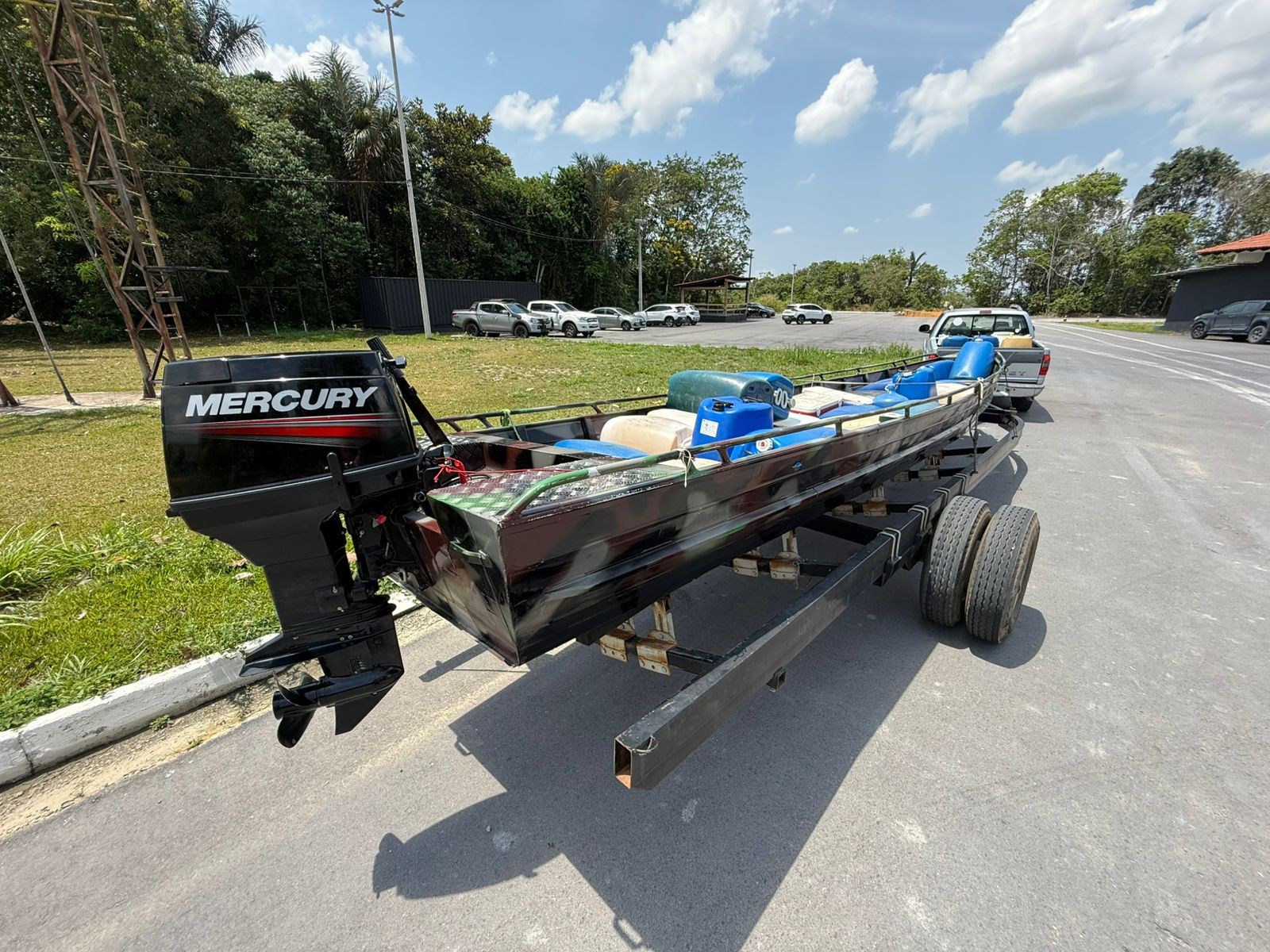 Polícia apreende 1,4 tonelada de drogas em Santa Isabel do Rio Negro