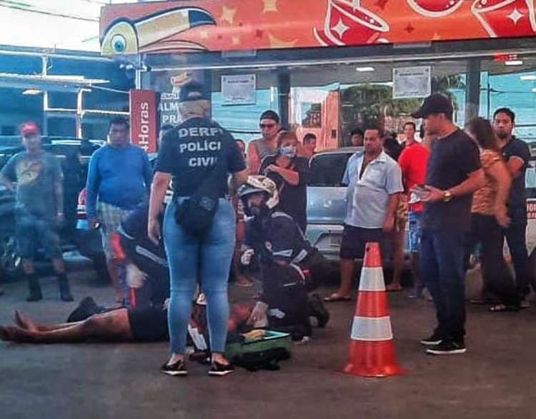 Após discussão, homem atira em mulher trans em Manaus