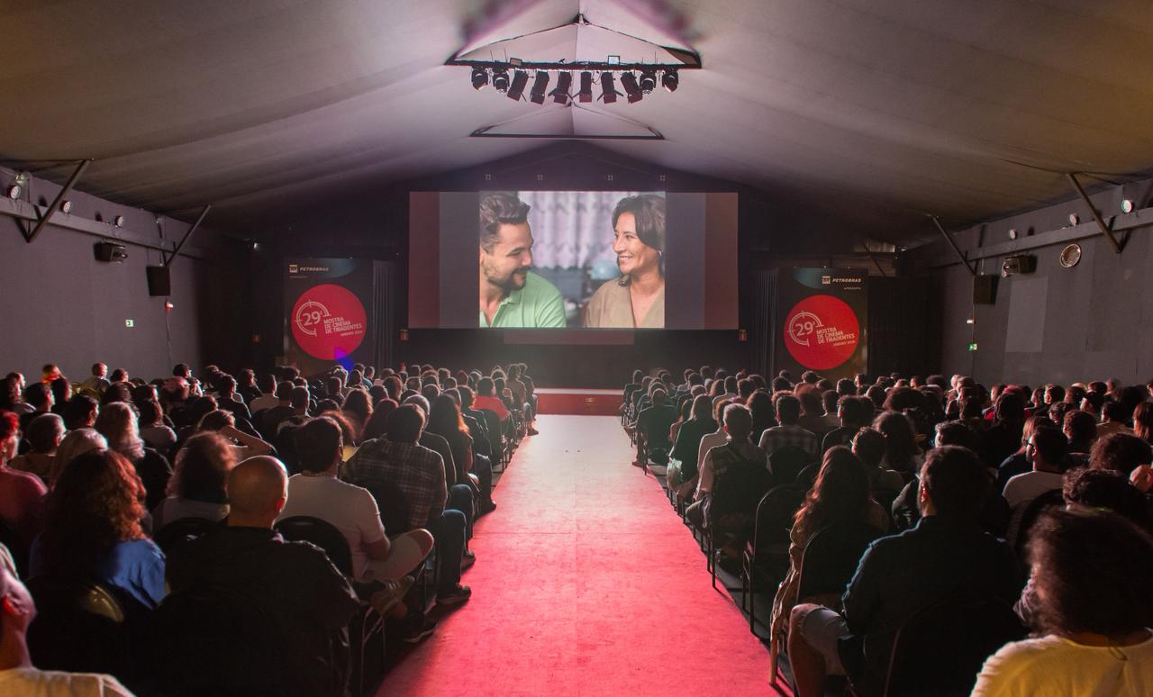 ‘Obeso Mórbido’ coloca cinema amazonense em destaque nacional após estreia em Tiradentes