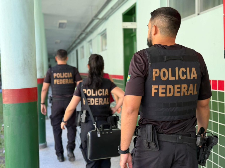 PF apura crimes sexuais contra adolescentes em instituição de ensino federal no AM