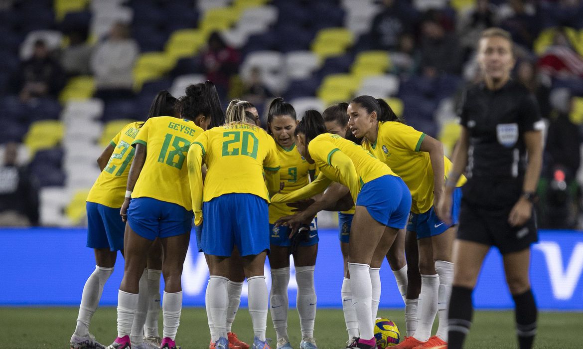 Governo federal adotará ponto facultativo em jogos da Seleção Feminina