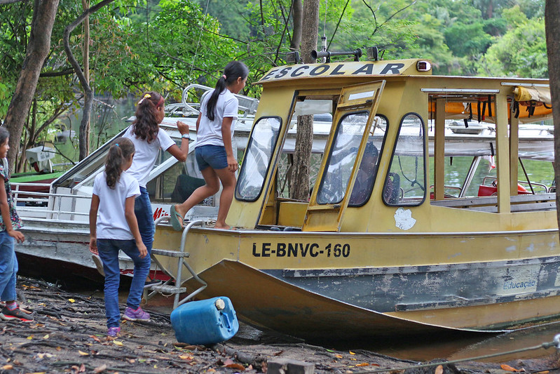 Seca faz Manaus antecipar encerramento do ano letivo nas escolas ribeirinhas