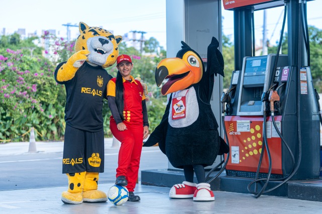 Em noite de Amazonas FC e Flamengo na Arena, Atem comanda a vibração da torcida