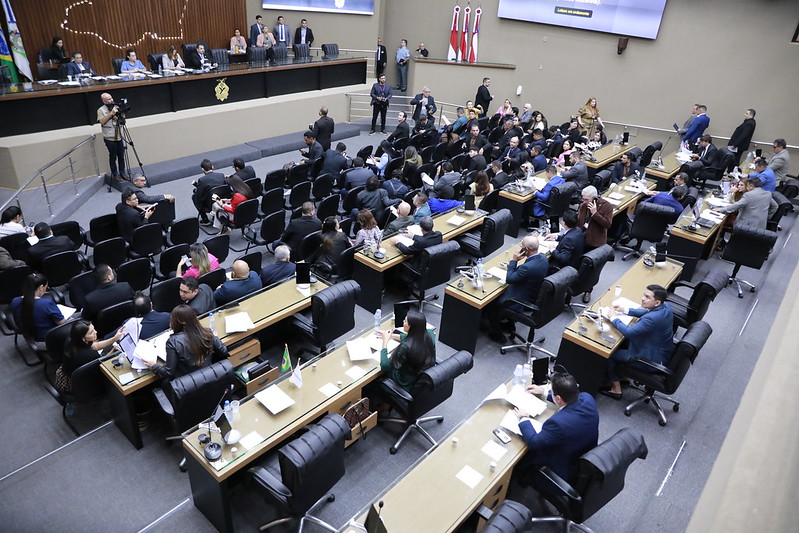 Deputados do AM rejeitam veto à PL sobre ‘Auxílio Aluguel’ para vítimas de desastres naturais