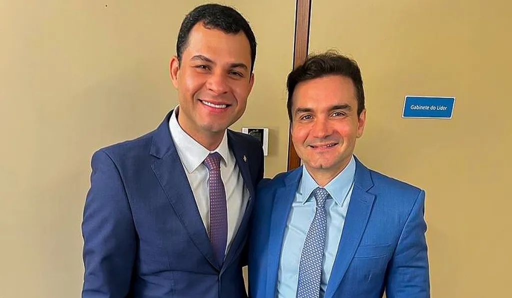 Ministro do Turismo e deputado Saullo Vianna são compositores de uma toada Caprichoso