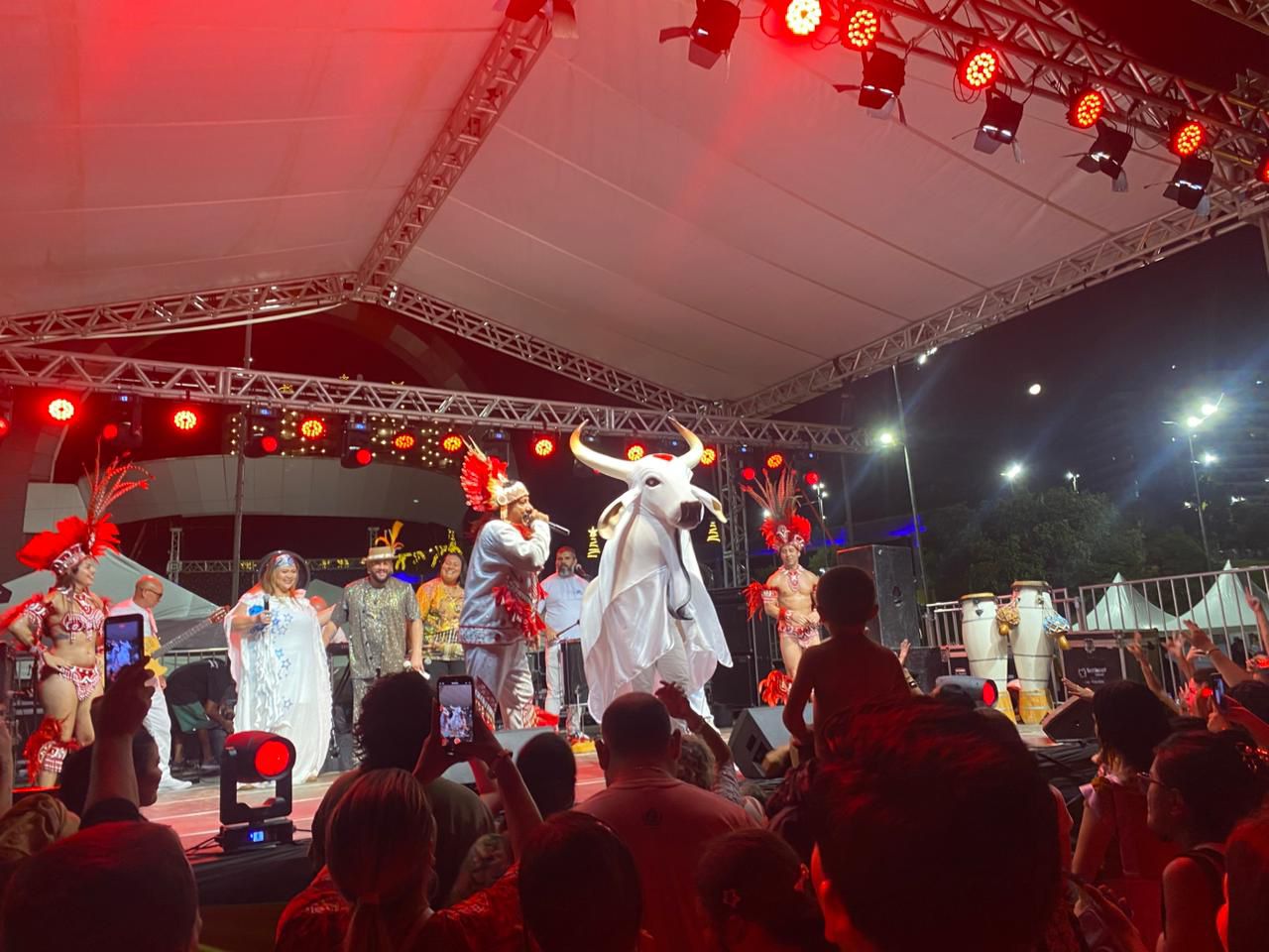 Celebrando a diversidade religiosa, Boi Garantido participa do 10° Balaio de Oxum em Manaus