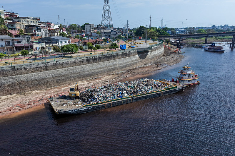 Prefeitura de Manaus intensifica ações de limpeza durante a estiagem