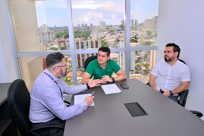 David Almeida assina edital para construção da ‘Cidade do Autista’