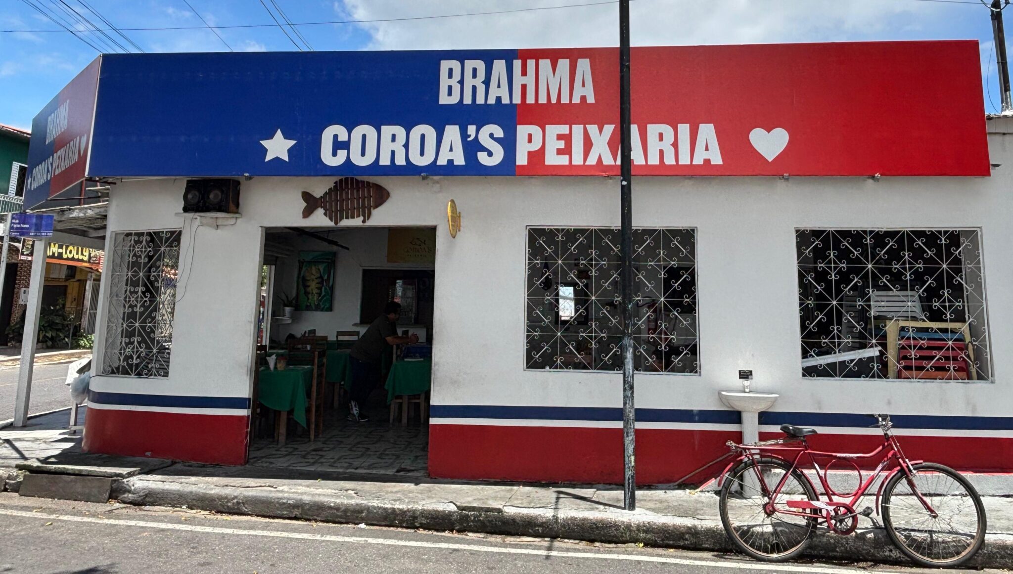 Coroa’s Peixaria: o sabor amazônico que virou tradição em Parintins