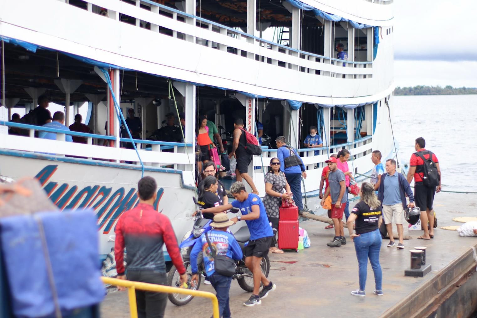 Fiscalização é ampliada no transporte intermunicipal durante o feriado