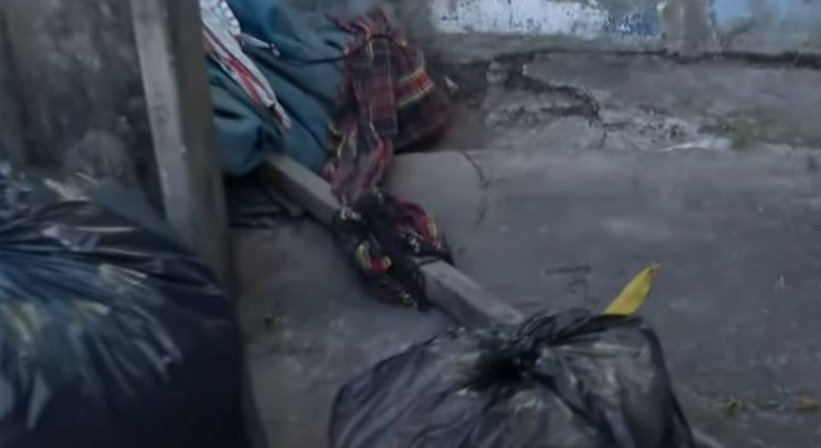 Com os braços quebrados e facadas, homem é achado morto em rede; veja