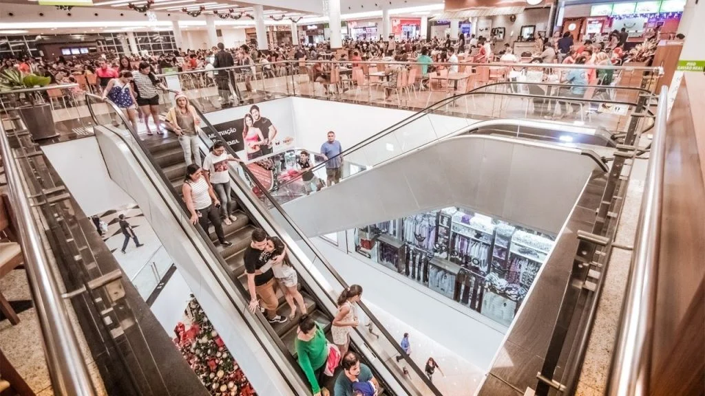 Comércio e Serviços lideram geração de empregos e arrecadação no AM