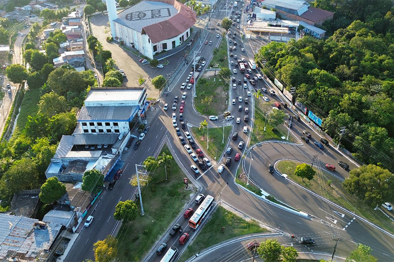 Avenida Coronel Teixeira terá nova intervenção a partir de terça para obra de viaduto