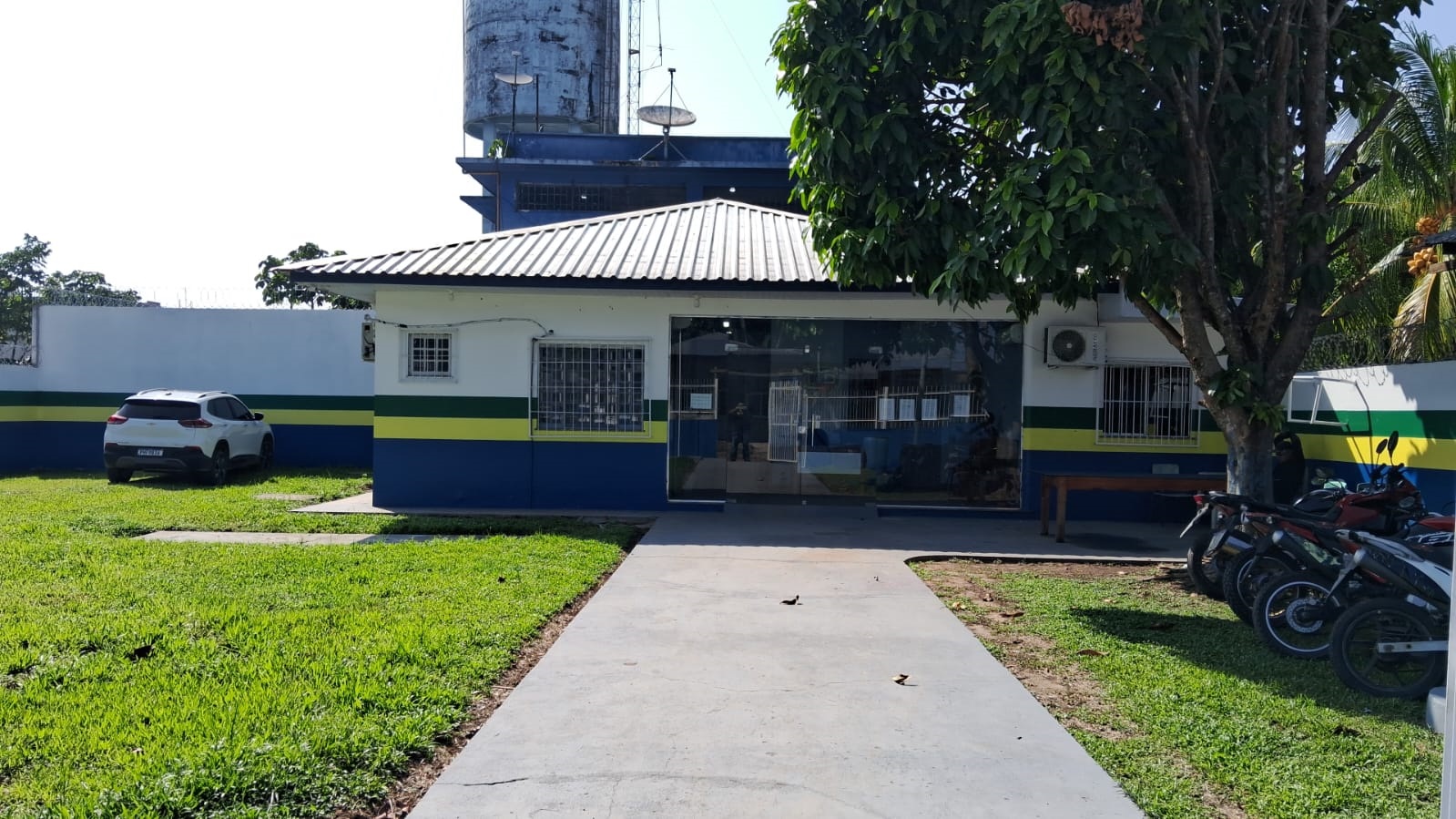 Enteado é preso por tentar matar padrasto a facadas no AM