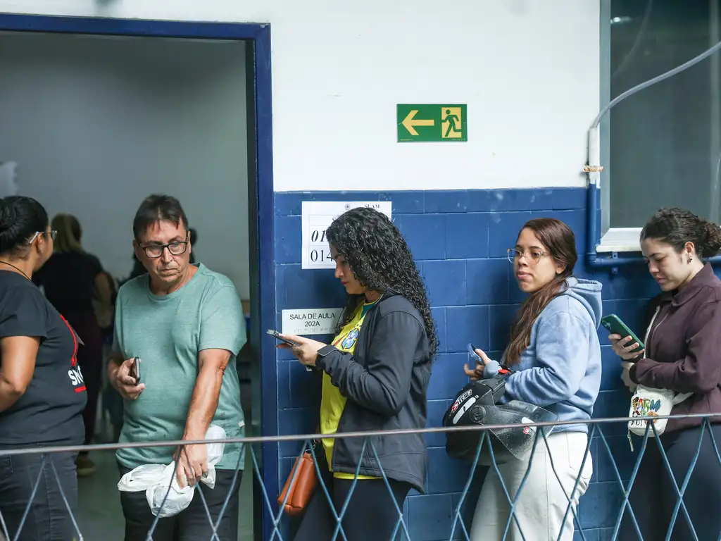 Zanin prorroga eleição em todo país por quebra em transporte público