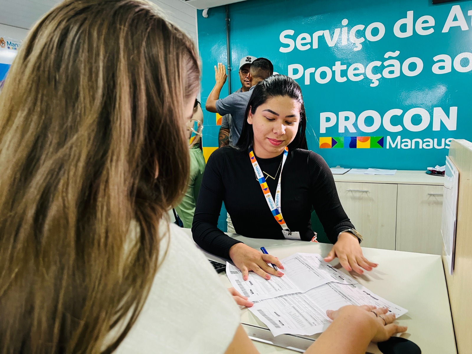 Águas de Manaus inicia atendimentos na sede do Procon municipal