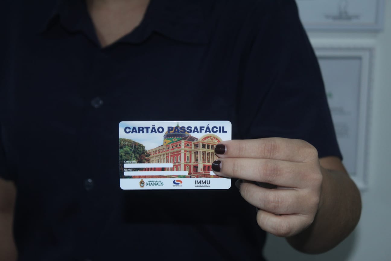 Biometria facial flagra uso indevido de 9,2 mil cartões estudantis em Manaus