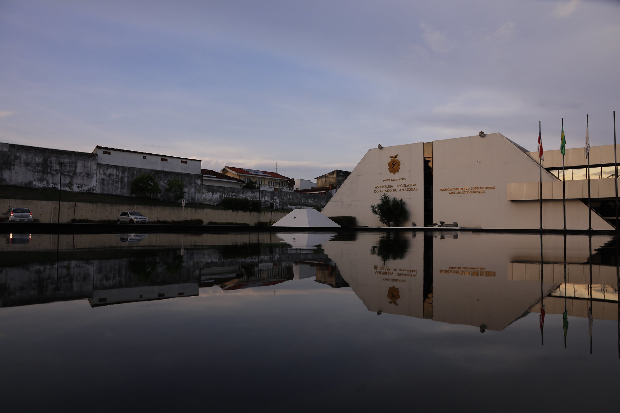 Inscrições para concurso público da Aleam começam em 10 de setembro; confira o edital