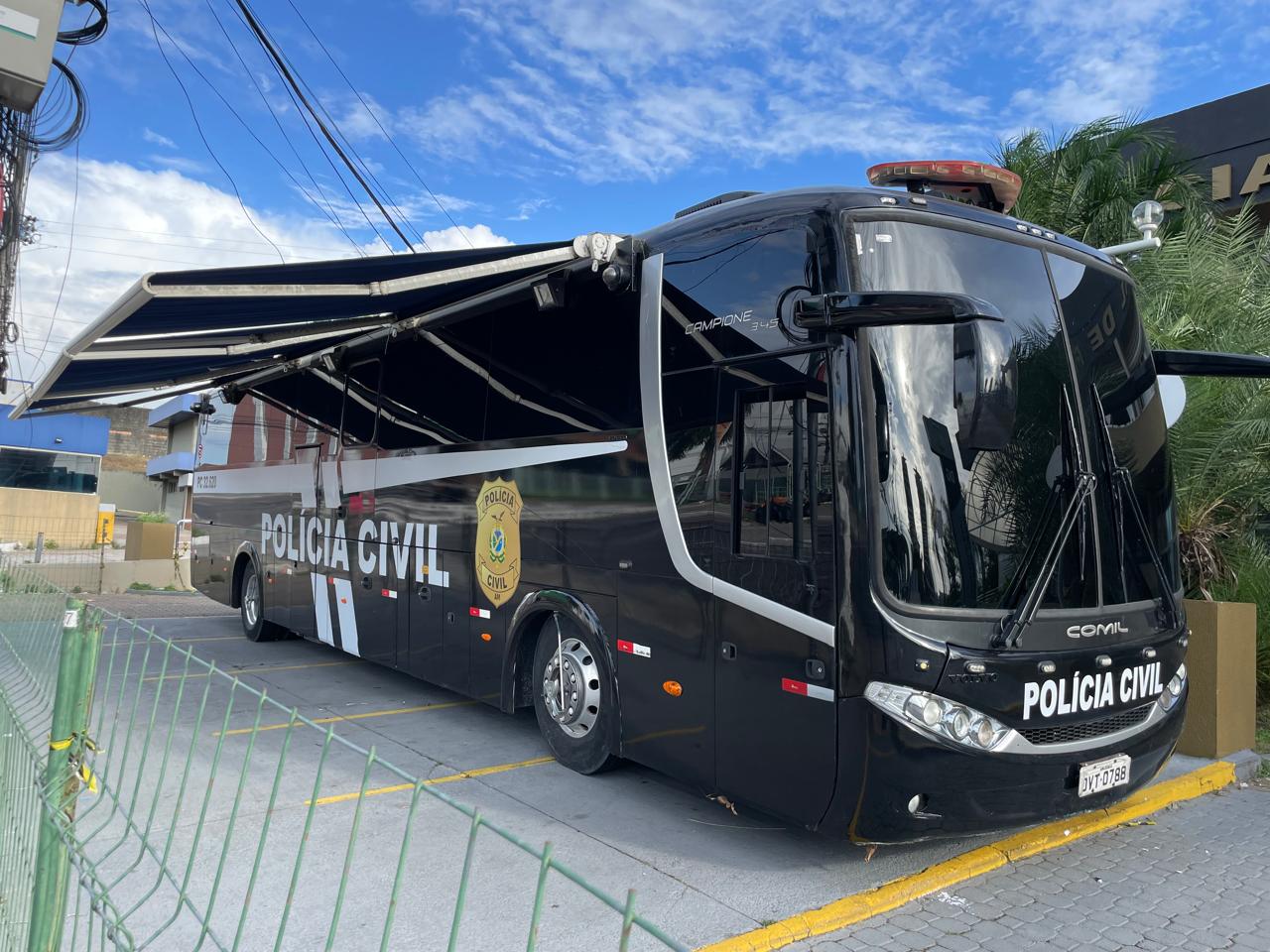 Delegacia Móvel reforça segurança nos desfiles das escolas de samba