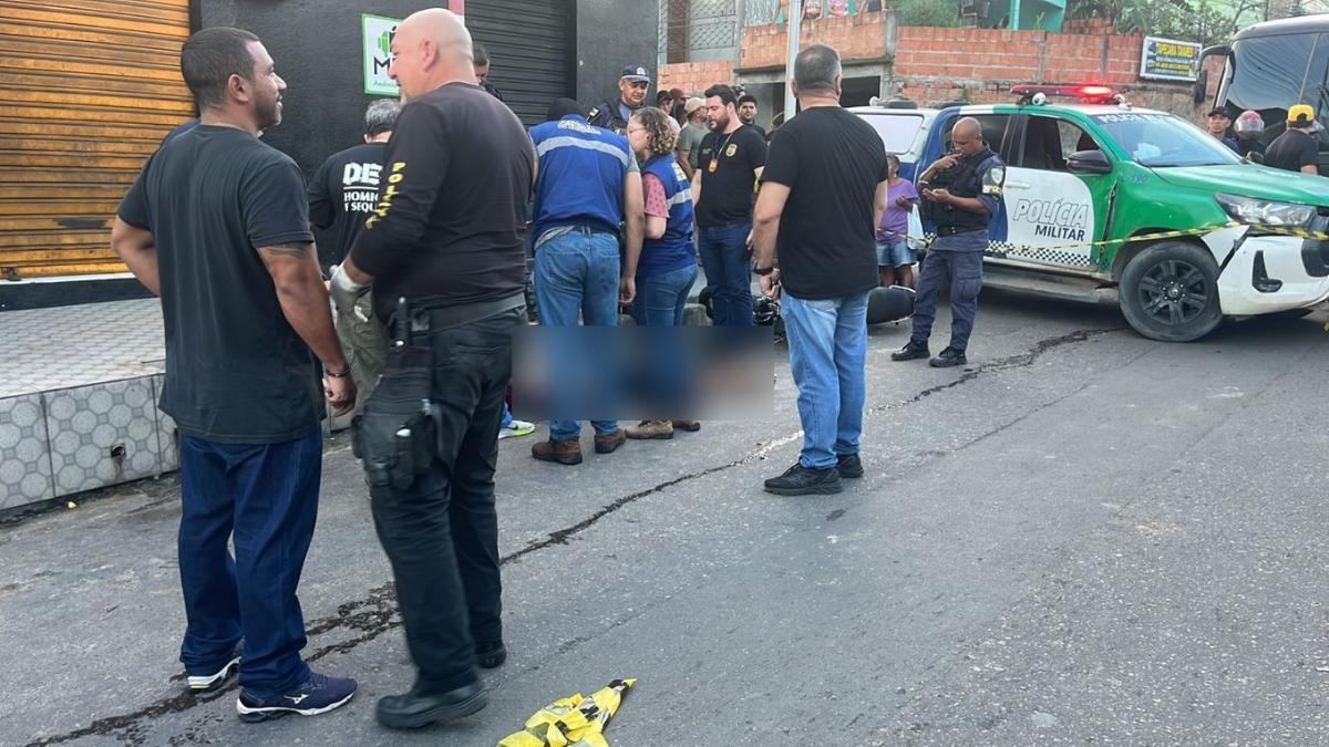 Pai e filho morrem após ataque a tiros no bairro Jorge Teixeira