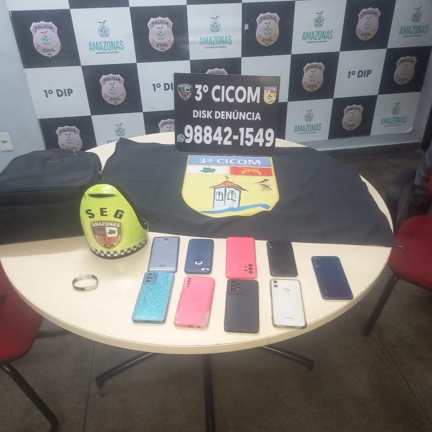 Passageiro leva mordida durante assalto a ônibus da linha 652