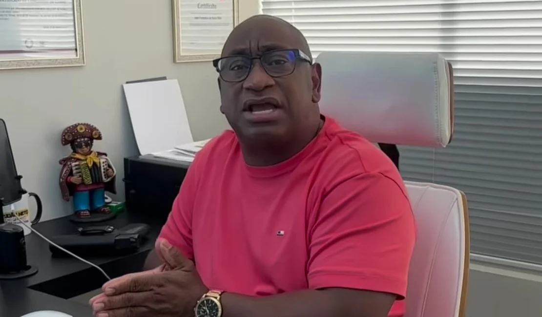 Imagens fortes: Advogado agride mulher e deixa rastro de sangue em condomínio