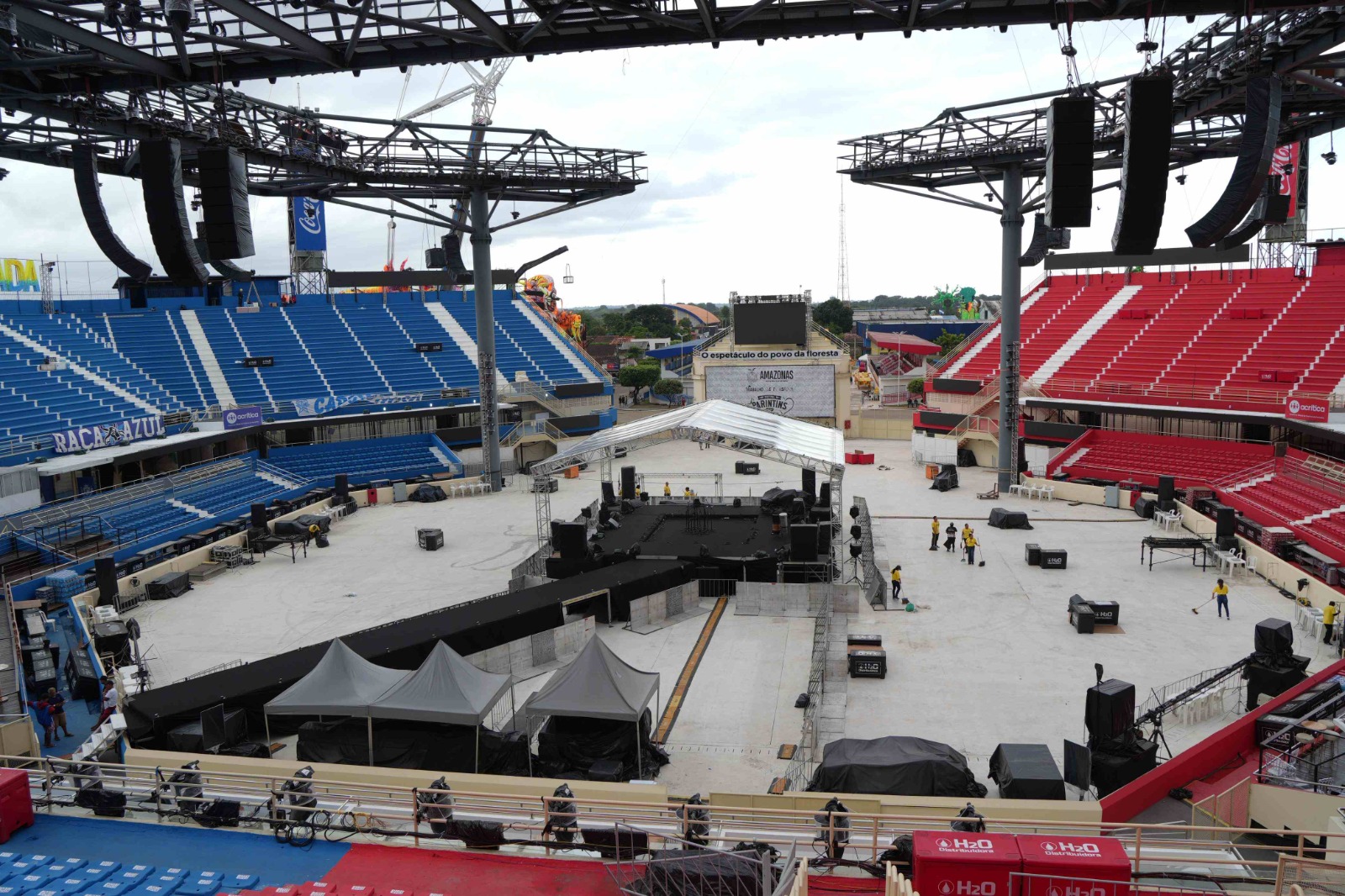 Palco 360º no Bumbódromo está pronto para a Festa dos Visitantes