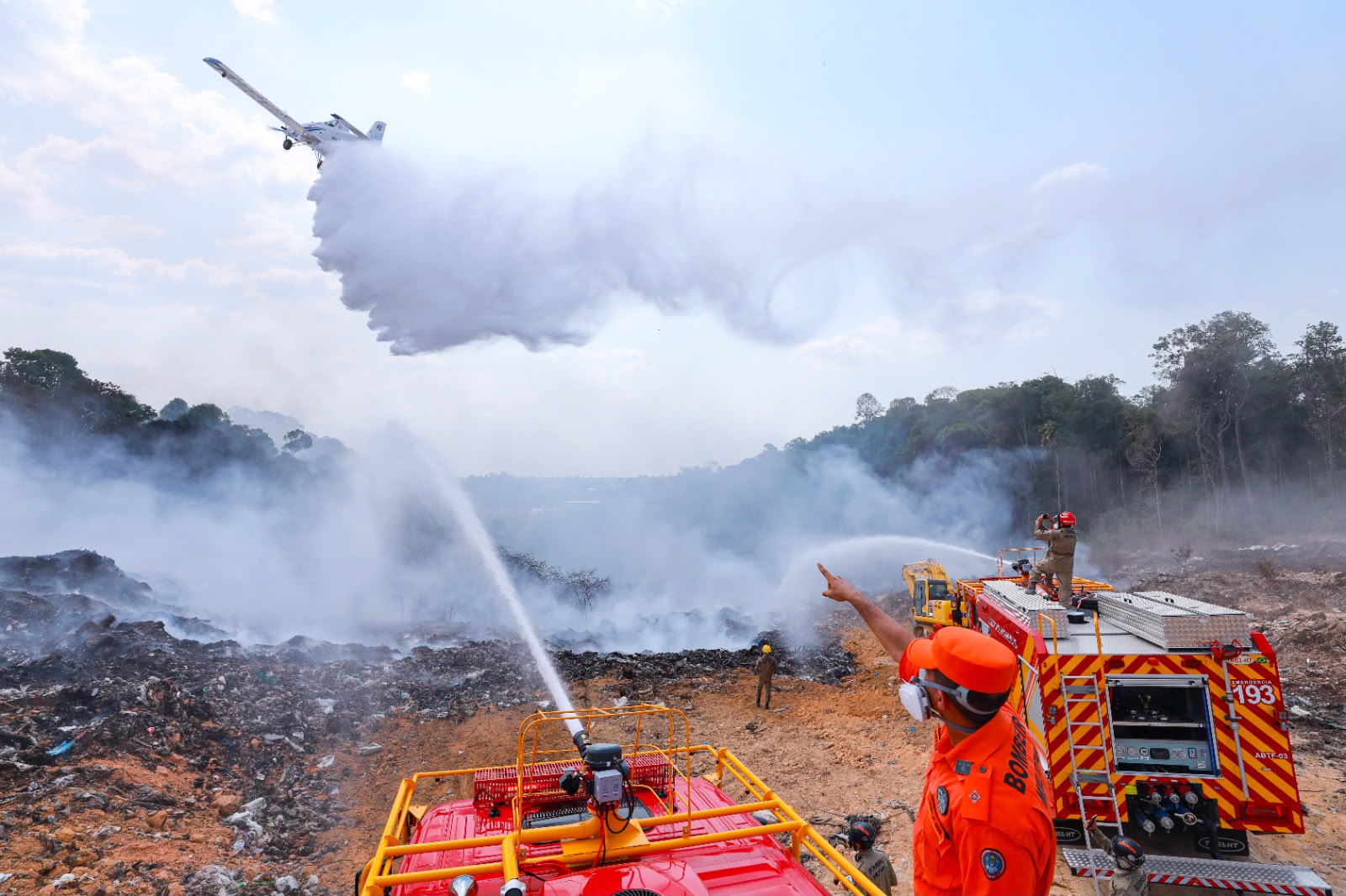 Aeronaves lançaram mais de 3 milhões de litros de água para combater incêndios no AM