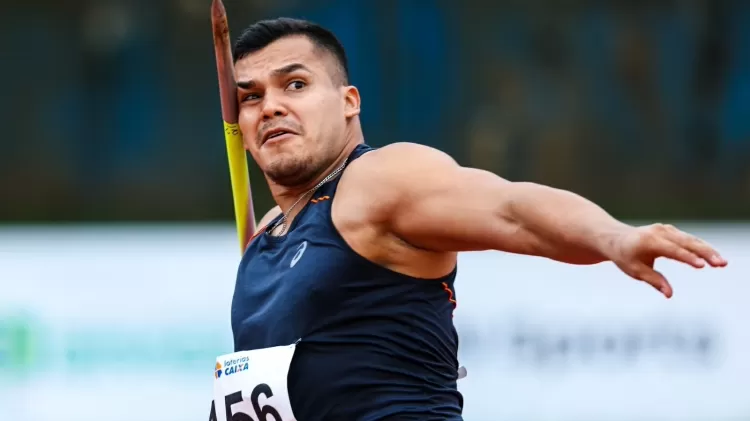 Vídeo: atleta parintinense quebra recorde brasileiro de arremesso de dardo