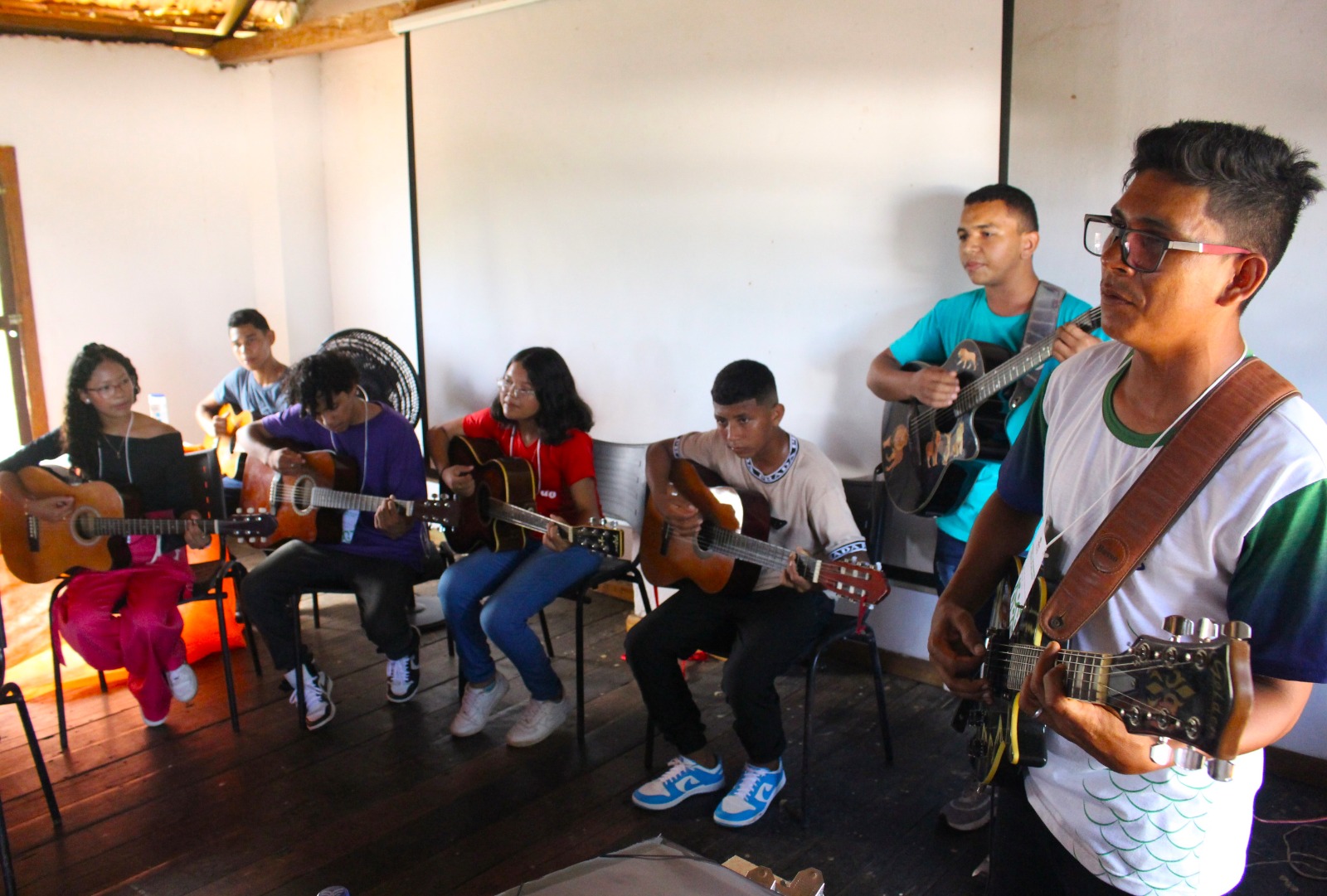 Projeto de educação na Amazônia atende mais de 600 crianças e adolescentes