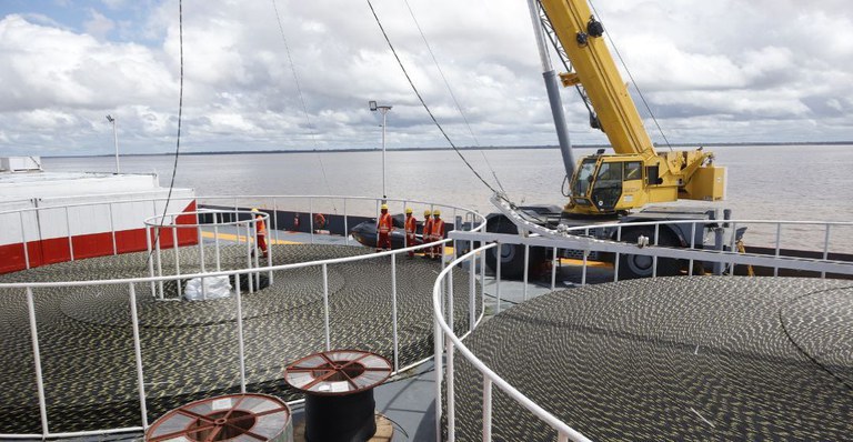 Governo federal libera obra de infovia que levará internet para cidades do AM e RR