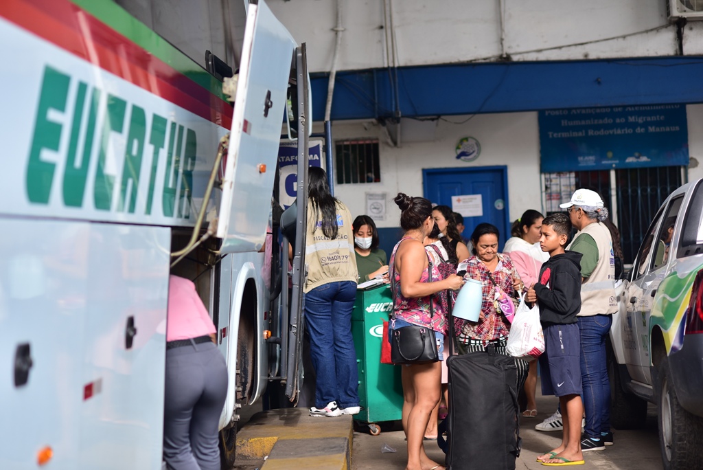 Mais de 18 mil pessoas devem deixar Manaus a partir desta quinta-feira
