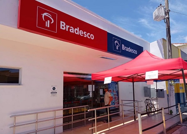 Bradesco é condenado a indenizar moradores de Parintins após cobranças abusivas
