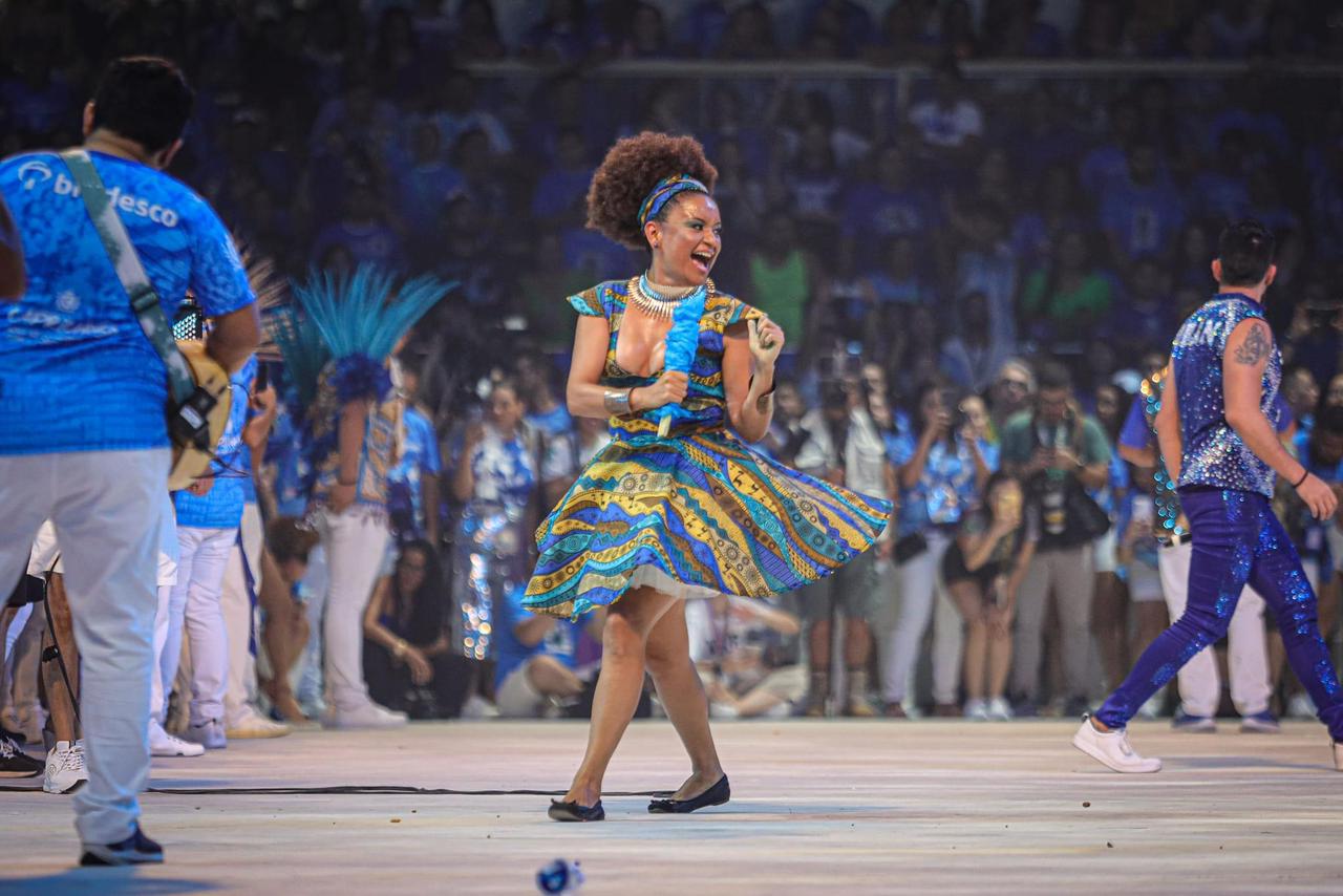 Ádria Barbosa, jornalista, 27 anos