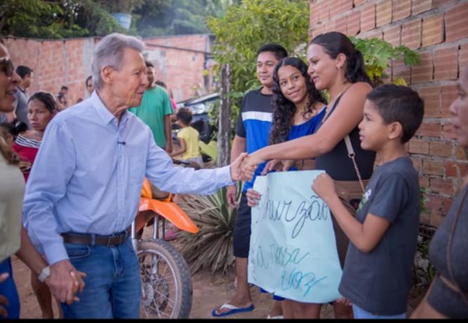 Em podcast, Arthur Virgílio defende política de moradia e relembra obras de urbanização em Manaus